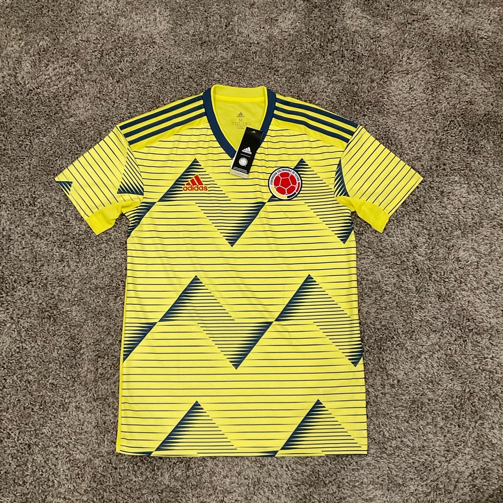 NEW w/ Tags Colombia National Soccer Team Men’s M Yellow Adidas Jersey Futbol